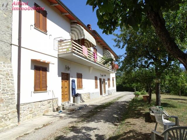 Appartamento in vendita a Poppi, Toscana