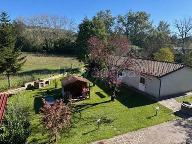 Appartamento in vendita a Poppi, Toscana