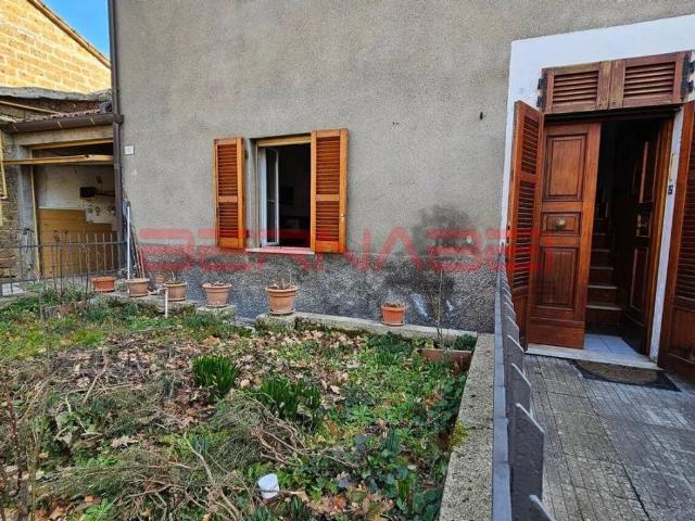 Appartamento in vendita a Porano, Terni