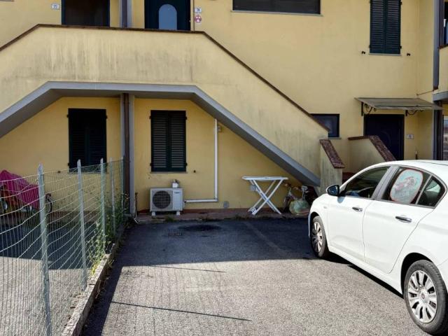 Appartamento in vendita a Rughi, Porcari