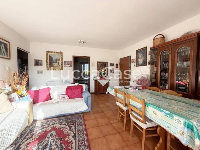 Appartamento in vendita a Porcari, Toscana