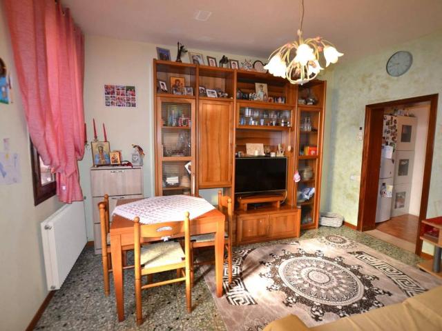 Appartamento in vendita a Pordenone, Friuli-Venezia Giulia
