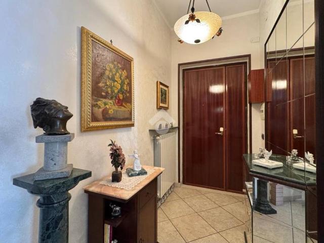 Appartamento in vendita a Portici, Campania