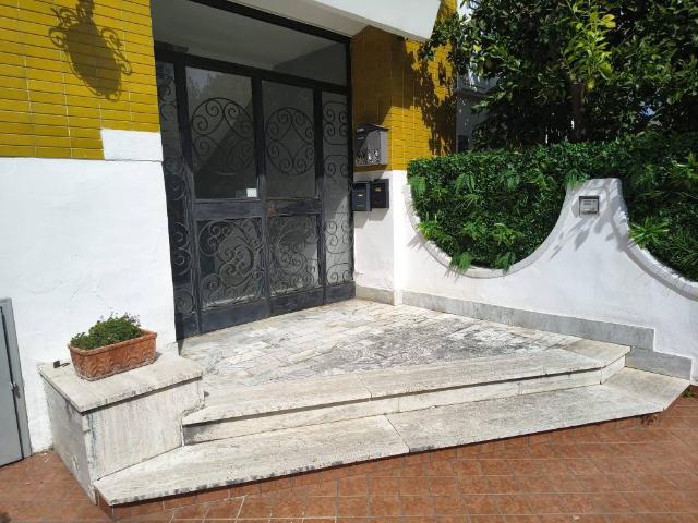 Appartamento in vendita a Portici, Campania