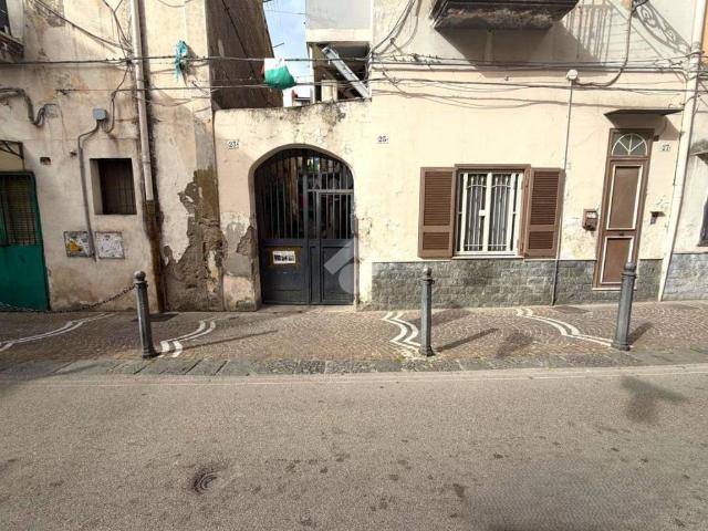 Appartamento in vendita a Portici, Campania
