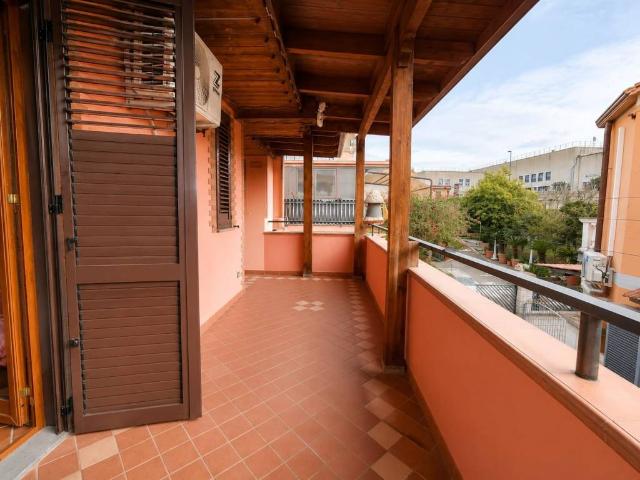 Appartamento in vendita a Portici, Campania