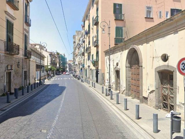 Appartamento in vendita a Portici, Campania