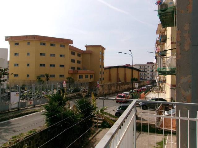 Appartamento in vendita a Portici, Campania
