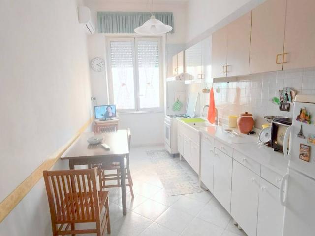 Appartamento in vendita a Portici, Napoli