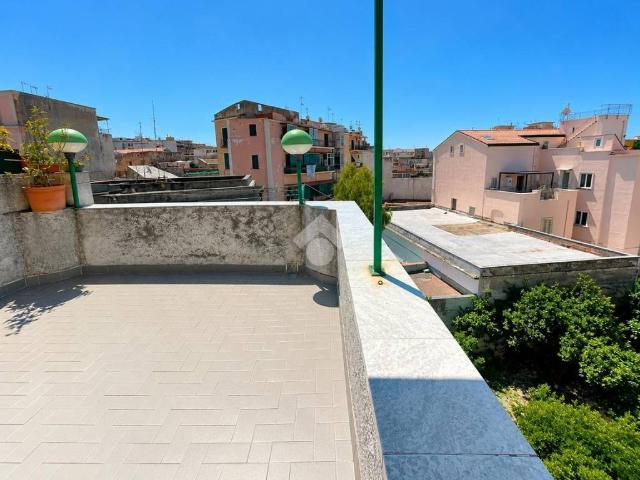 Appartamento in vendita a Portici, Campania