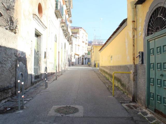 Appartamento in vendita a Portici, Campania