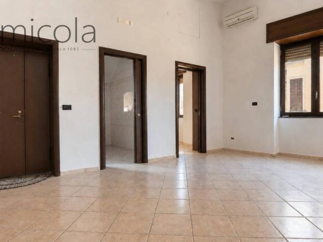 Appartamento in vendita a Portici, Campania