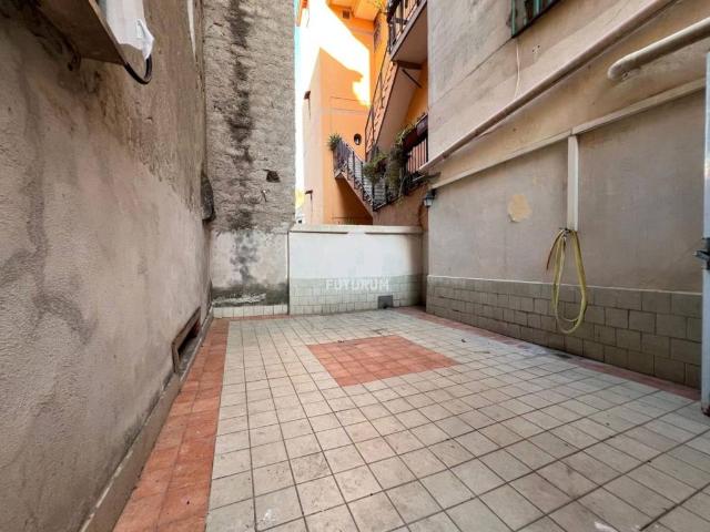 Appartamento in vendita a Portici, Napoli