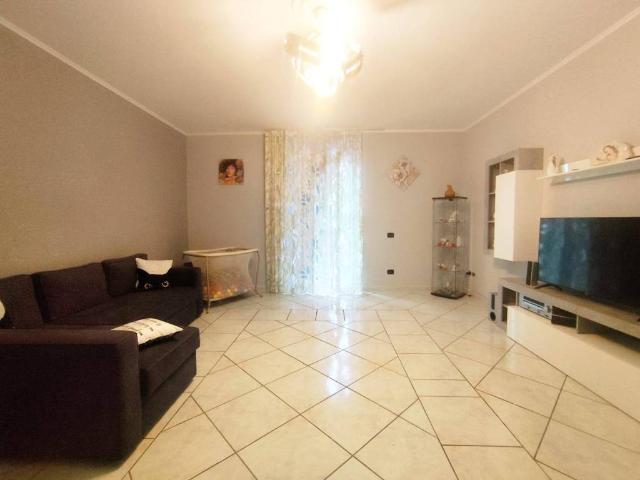 Appartamento in vendita a Portico Di Caserta, Campania