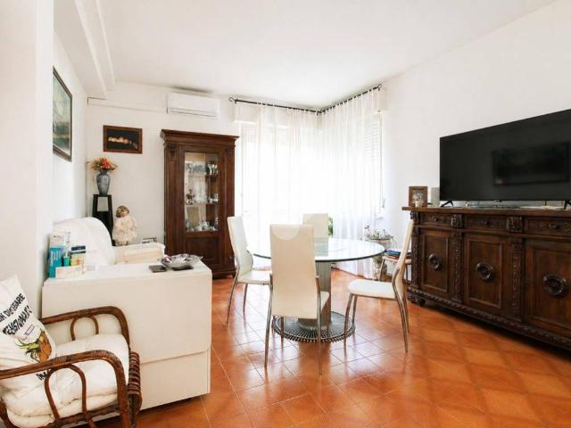 Appartamento in vendita a Marche, Macerata