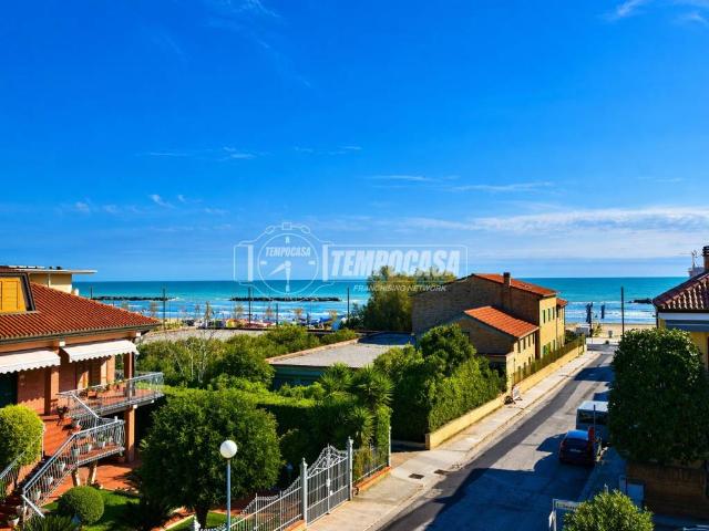 Appartamento in vendita a Salvano, Porto San Giorgio