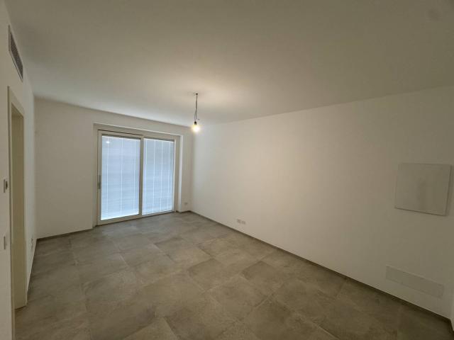 Appartamento in vendita a Salvano, Porto San Giorgio