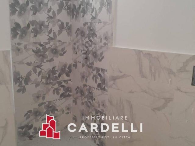 Appartamento in vendita a Centro, Marche