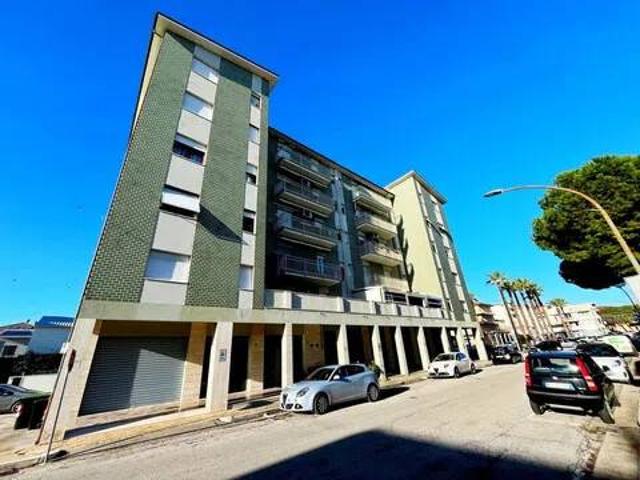 Appartamento in vendita a Faleriense, Marche