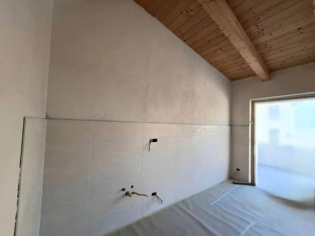 Appartamento in vendita a Centro, Marche