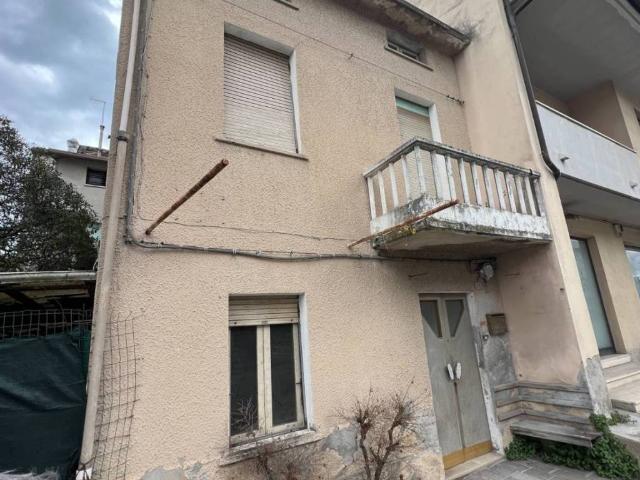 Appartamento in vendita a Faleriense, Marche