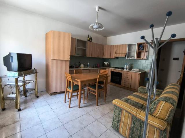 Appartamento in vendita a Centro, Marche