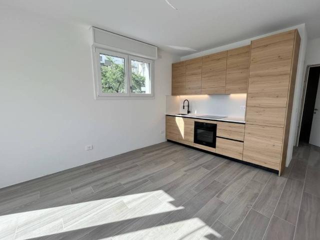 Appartamento in vendita a Centro, Marche
