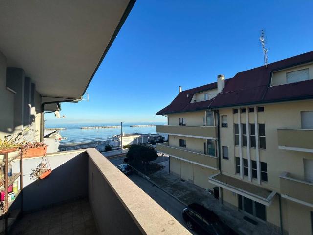 Appartamento in vendita a Faleriense, Marche