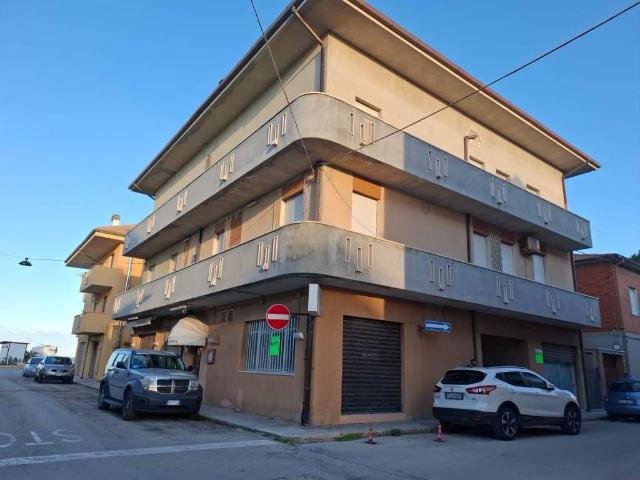 Appartamento in vendita a Faleriense, Marche