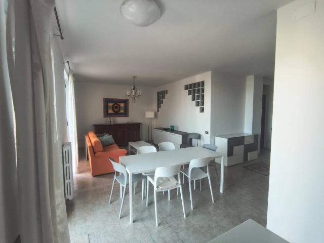 Appartamento in vendita a Centro, Marche