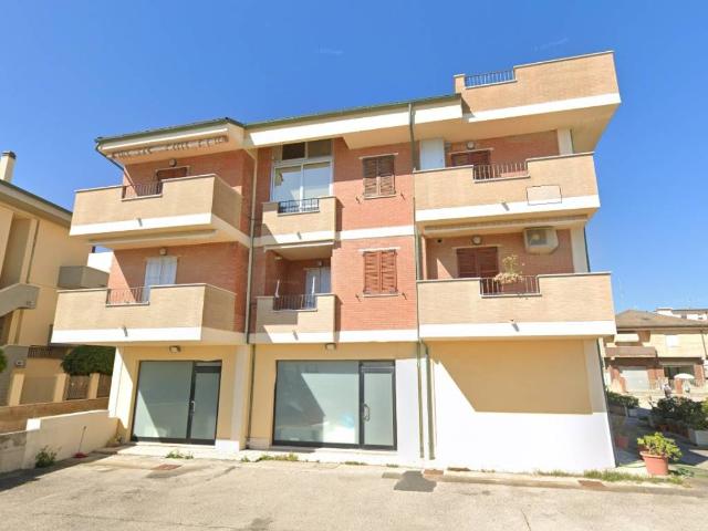 Appartamento in vendita a Faleriense, Marche