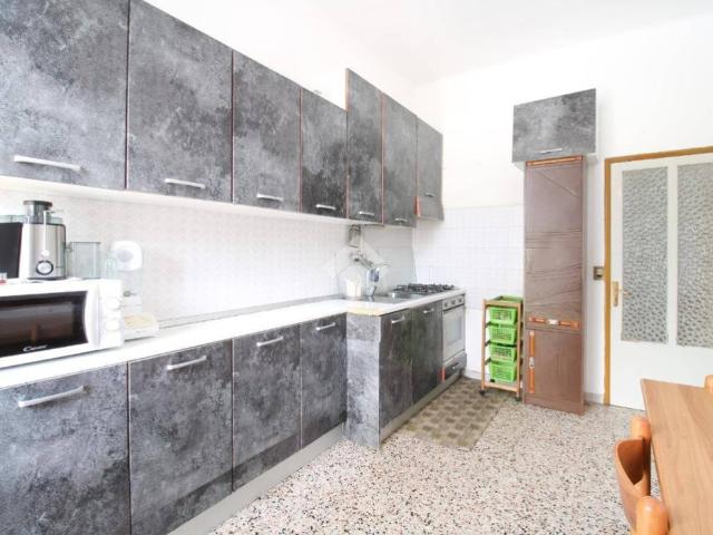 Appartamento in vendita a Faleriense, Marche