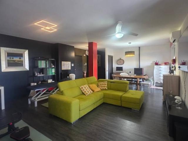 Appartamento in vendita a Centro, Marche