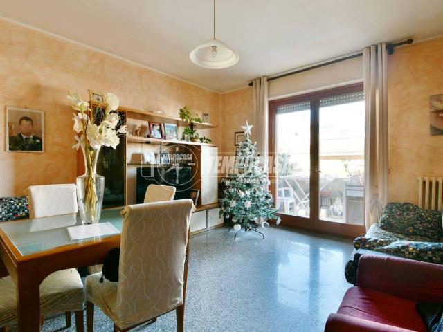 Appartamento in vendita a Centro, Marche