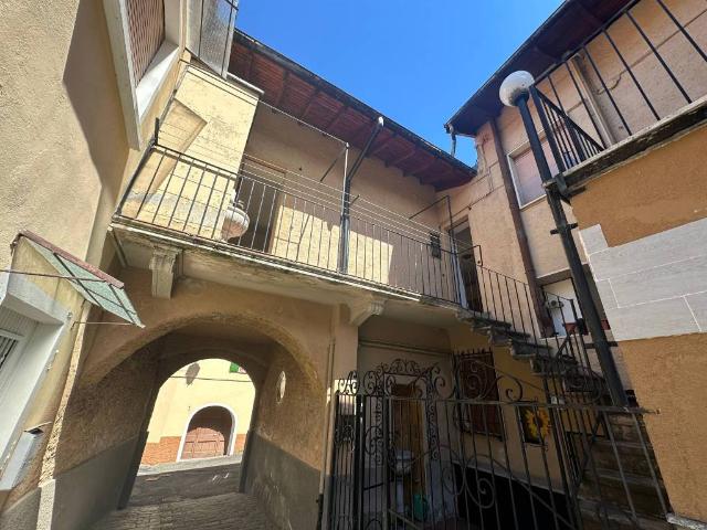 Appartamento in vendita a Comunità Montana Valli del Verbano, Porto Valtravaglia