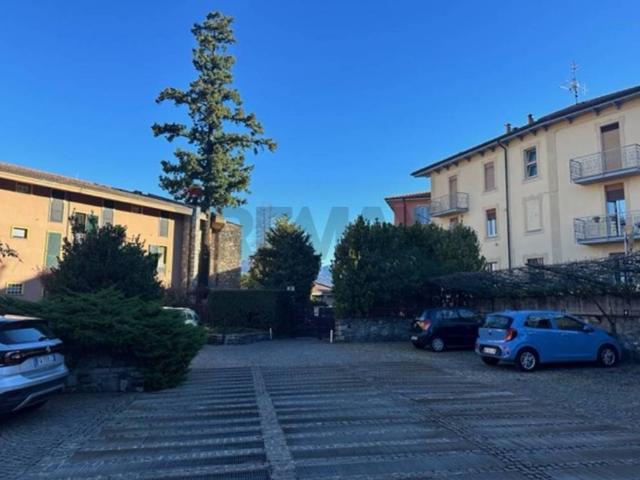 Appartamento in vendita a Comunità Montana Valli del Verbano, Porto Valtravaglia
