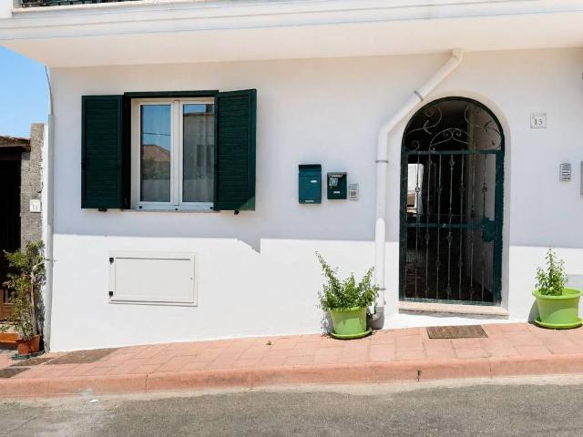 Appartamento in vendita a Portescusi/Portoscuso, Sulcis Iglesiente