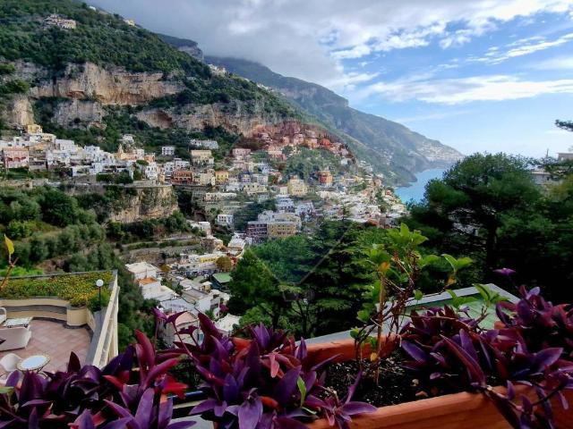 Appartamento in vendita a Positano, Campania