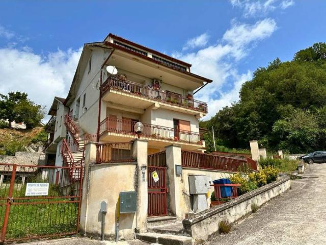 Appartamento in vendita a Posta Fibreno, Lazio