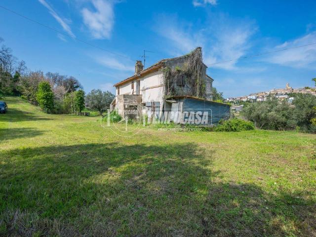 Villa Indipendente in vendita a Marche, Macerata