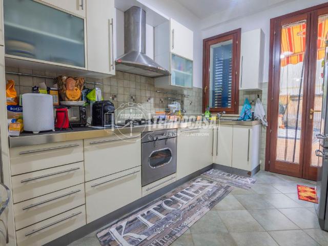 Appartamento in vendita a Contrada Alvata, Marche