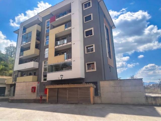 Appartamento in vendita a Contrada Baragiano, Potenza