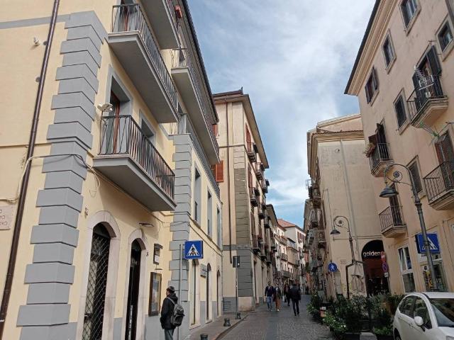 Appartamento in vendita a Montereale, Potenza