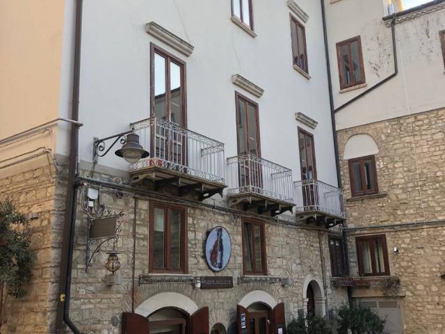 Appartamento in vendita a Montereale, Potenza
