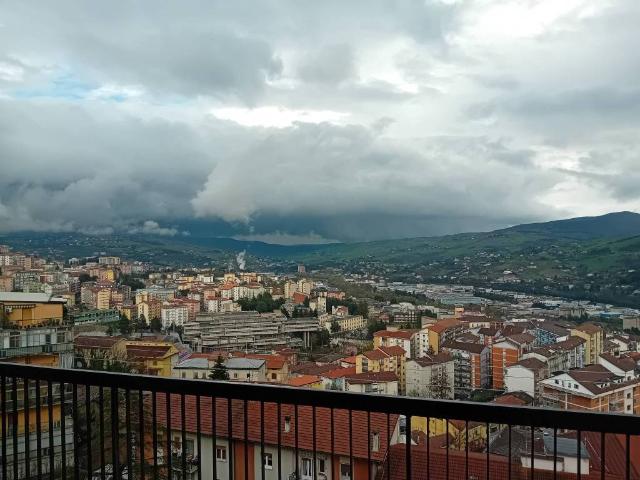 Appartamento in vendita a Montereale, Potenza