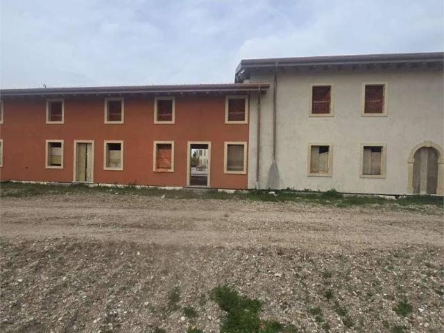 Appartamento in vendita a Povegliano Veronese, Veneto