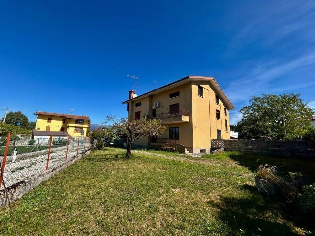 Appartamento in vendita a Povoletto, Friuli-Venezia Giulia