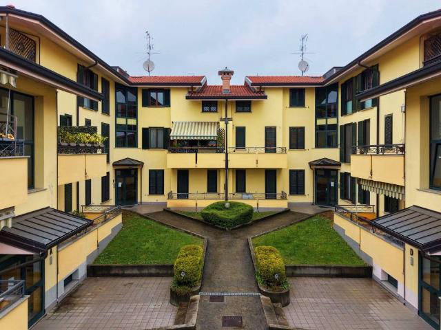 Appartamento in vendita a Bettola di Pozzo d'Adda, Pozzo D'adda