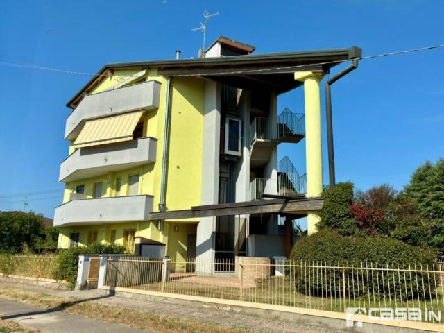Appartamento in vendita a Bettola di Pozzo d'Adda, Pozzo D'adda