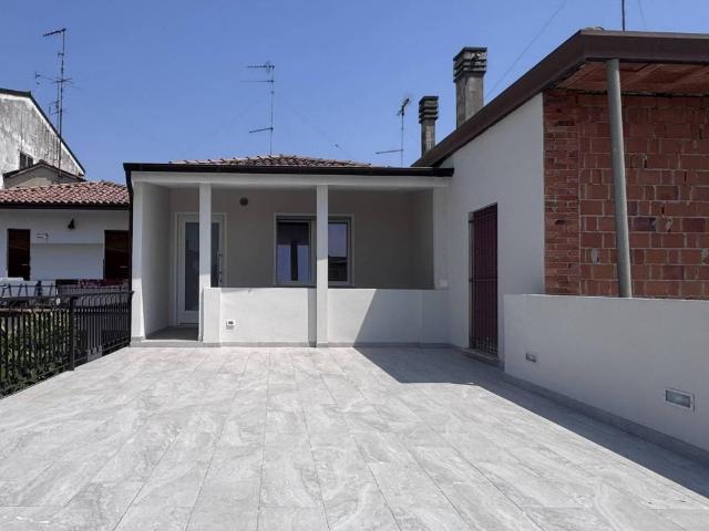 Appartamento in vendita a Pozzonovo, Veneto